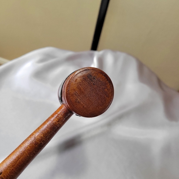 Circa "1940" Gavel Hammer Light Wood Judge Auctioneer Politician 9” L Engraved - Picture 4 of 12